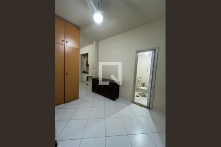 Apartamento à venda com 1 quarto, 0m² em Catete, Rio de Janeiro