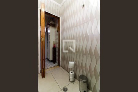 Casa à venda com 130m², 4 quartos e sem vaga Casa à venda com 130m², 4 quartos e sem vagaBanheiro Social