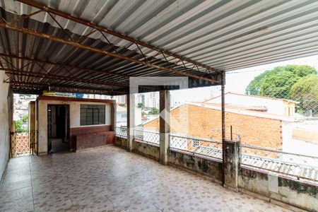 Casa à venda com 130m², 4 quartos e sem vaga Casa à venda com 130m², 4 quartos e sem vagaVaranda da Cobertura