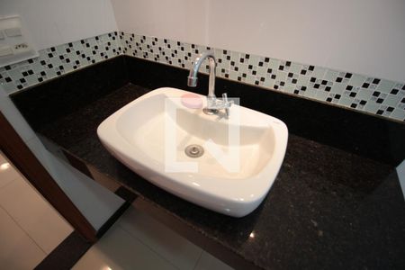 Apartamento à venda com 135m², 3 quartos e 2 vagasBanheiro 