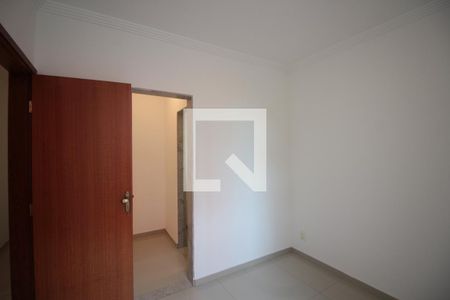 Quarto de apartamento à venda com 3 quartos, 120m² em Santa Monica, Belo Horizonte