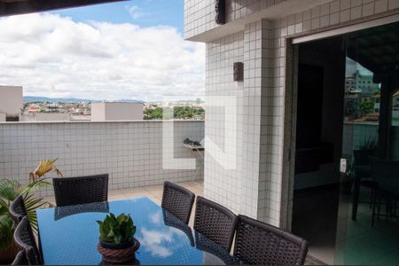 Apartamento à venda com 110m², 2 quartos e 1 vagaCobertura