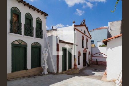 Casa à venda com 3 quartos, 1000m² em Aclimação, São Paulo