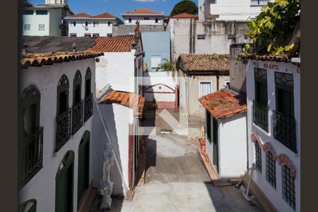Casa à venda com 3 quartos, 1000m² em Aclimação, São Paulo