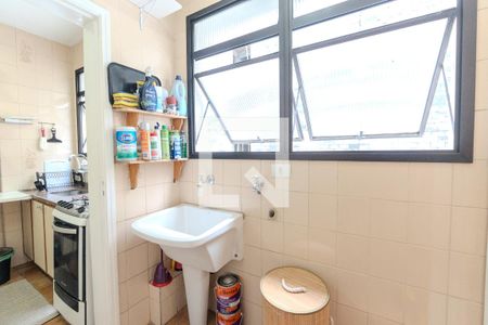 Apartamento à venda com 64m², 2 quartos e 1 vagaÁrea de Serviço