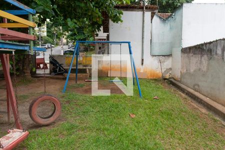 Apartamento à venda com 51m², 2 quartos e 1 vaga Apartamento à venda com 51m², 2 quartos e 1 vagaÁrea Comum - Playground