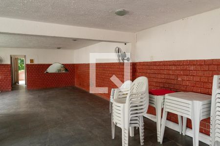 Apartamento à venda com 51m², 2 quartos e 1 vaga Apartamento à venda com 51m², 2 quartos e 1 vagaÁrea comum - Salão de festas