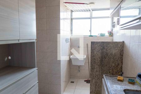 Apartamento à venda com 51m², 2 quartos e 1 vaga Apartamento à venda com 51m², 2 quartos e 1 vagaCozinha e Área de Serviço