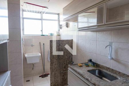 Apartamento à venda com 51m², 2 quartos e 1 vaga Apartamento à venda com 51m², 2 quartos e 1 vagaCozinha e Área de Serviço