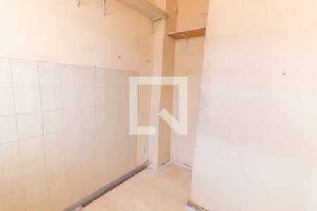 Apartamento à venda com 70m², 2 quartos e sem vaga Apartamento à venda com 70m², 2 quartos e sem vagaQuarto de Serviço