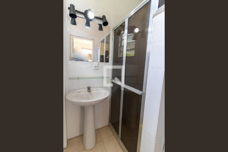 Apartamento à venda com 70m², 2 quartos e sem vaga Apartamento à venda com 70m², 2 quartos e sem vagaBanheiro da Suíte