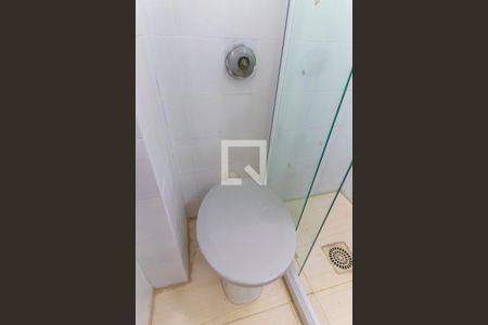 Apartamento à venda com 70m², 2 quartos e sem vaga Apartamento à venda com 70m², 2 quartos e sem vagaBanheiro
