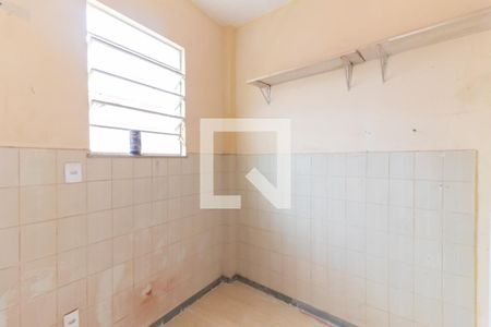 Apartamento à venda com 70m², 2 quartos e sem vaga Apartamento à venda com 70m², 2 quartos e sem vagaQuarto de Serviço