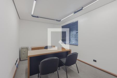 Quarto 2 de casa à venda com 12 quartos, 366m² em Jardim Paulista, São Paulo