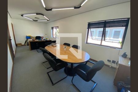 Casa à venda com 11 quartos, 366m² em Jardim Paulista, São Paulo