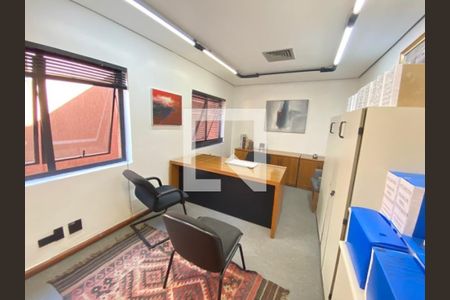 Casa à venda com 11 quartos, 366m² em Jardim Paulista, São Paulo