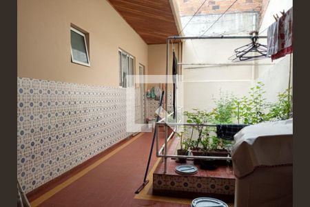 Casa à venda com 3 quartos, 200m² em Cambuci, São Paulo