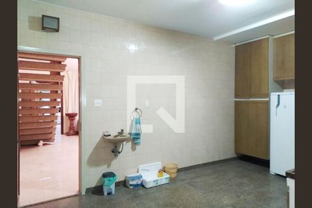Casa à venda com 3 quartos, 132m² em Liberdade, São Paulo