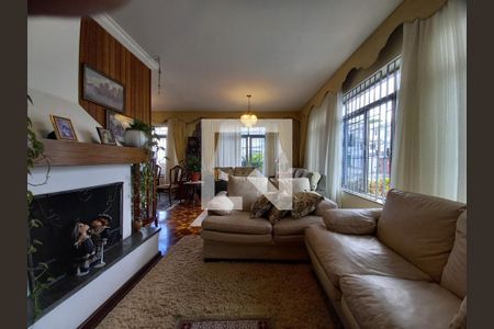 Casa à venda com 3 quartos, 234m² em Vila Mariana, São Paulo