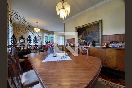 Casa à venda com 3 quartos, 234m² em Vila Mariana, São Paulo