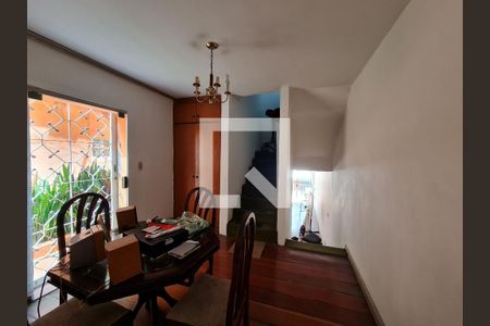 Casa à venda com 3 quartos, 131m² em Jardim Colombo, São Paulo