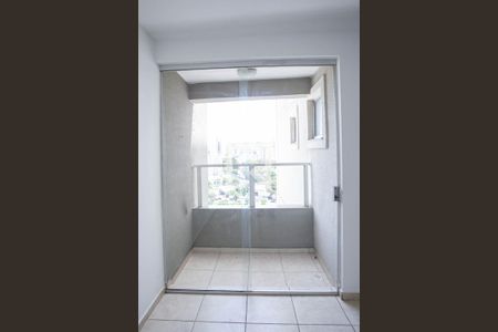 Varanda da sala  de apartamento à venda com 3 quartos, 80m² em Castelo, Belo Horizonte