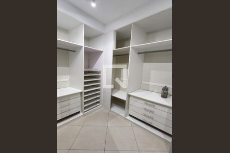 Casa à venda com 4 quartos, 200m² em Ipiranga, São Paulo