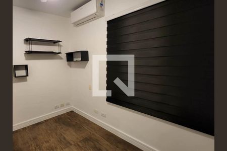 Casa à venda com 4 quartos, 200m² em Ipiranga, São Paulo