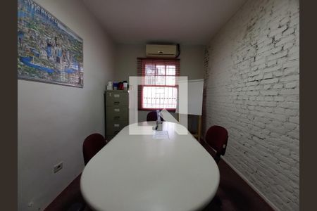 Casa à venda com 122m², 3 quartos e sem vaga