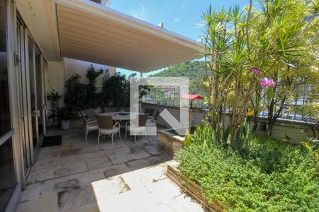 Apartamento à venda com 600m², 5 quartos e 2 vagasVaranda