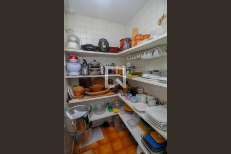 Apartamento à venda com 600m², 5 quartos e 2 vagasArmário de louça