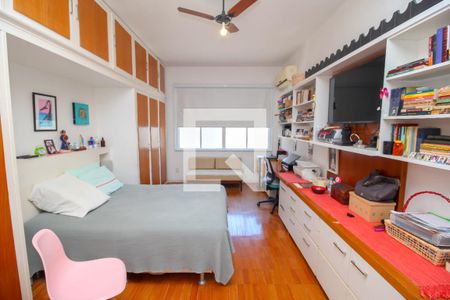 Apartamento à venda com 600m², 5 quartos e 2 vagasQuarto 2