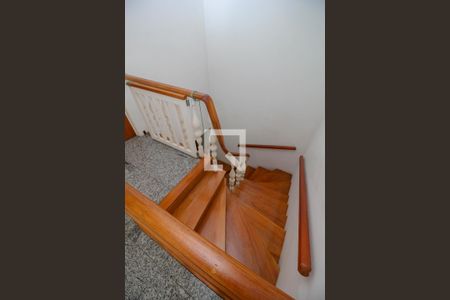 Apartamento à venda com 600m², 5 quartos e 2 vagasEscada