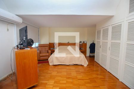 Apartamento à venda com 600m², 5 quartos e 2 vagasQuarto 1