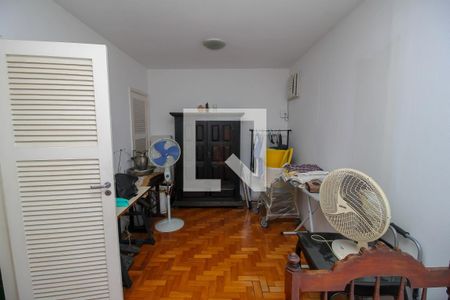 Apartamento à venda com 600m², 5 quartos e 2 vagasQuarto de Serviço