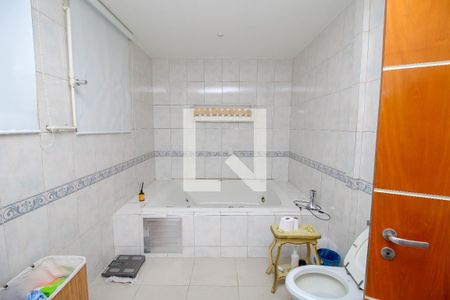 Apartamento à venda com 600m², 5 quartos e 2 vagasBanheiro da Suíte 1