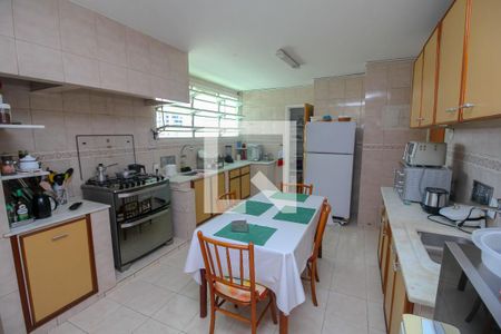 Apartamento à venda com 600m², 5 quartos e 2 vagasCozinha - Armários