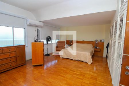 Apartamento à venda com 600m², 5 quartos e 2 vagasQuarto 1