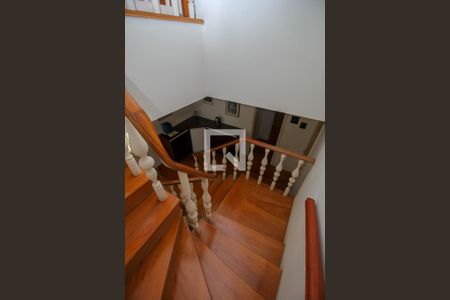 Apartamento à venda com 600m², 5 quartos e 2 vagasEscada