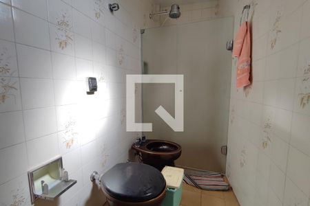 Banheiro de apartamento à venda com 1 quarto, 50m² em Jardim Proença I, Campinas