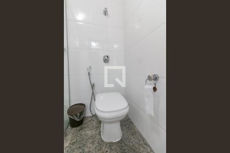 Apartamento à venda com 210m², 4 quartos e 3 vagasBanheiro Social