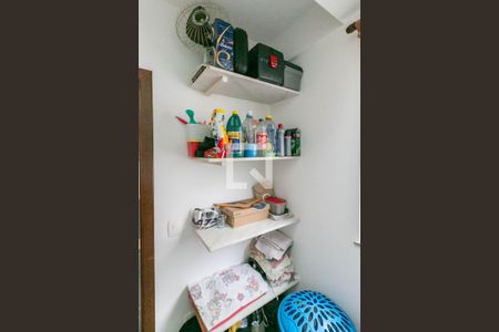 Apartamento à venda com 210m², 4 quartos e 3 vagasCozinha e Área de Serviço