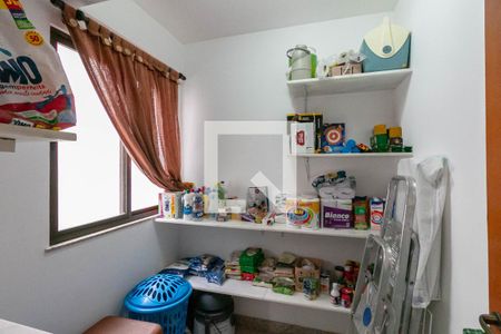 Apartamento à venda com 210m², 4 quartos e 3 vagasCozinha e Área de Serviço