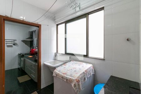 Apartamento à venda com 210m², 4 quartos e 3 vagasCozinha e Área de Serviço