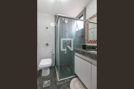 Apartamento à venda com 210m², 4 quartos e 3 vagasBanheiro da Suíte 2