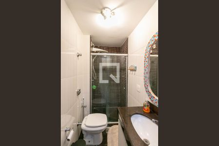 Apartamento à venda com 210m², 4 quartos e 3 vagasBanheiro da Suíte