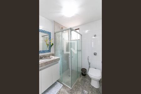 Apartamento à venda com 210m², 4 quartos e 3 vagasBanheiro Social