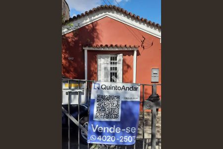 Casa à venda com 316m², 2 quartos e 1 vagaPlaca instalada