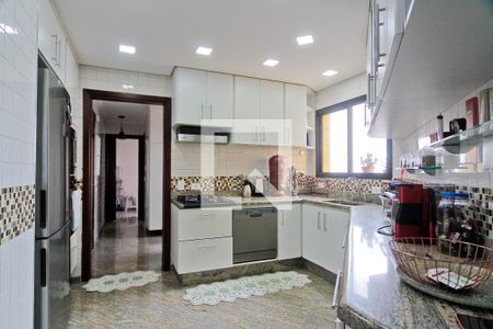 Apartamento para alugar com 287m², 3 quartos e 4 vagasCozinha