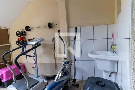 Casa à venda com 300m², 4 quartos e 3 vagas Casa à venda com 300m², 4 quartos e 3 vagasÁrea de Serviço